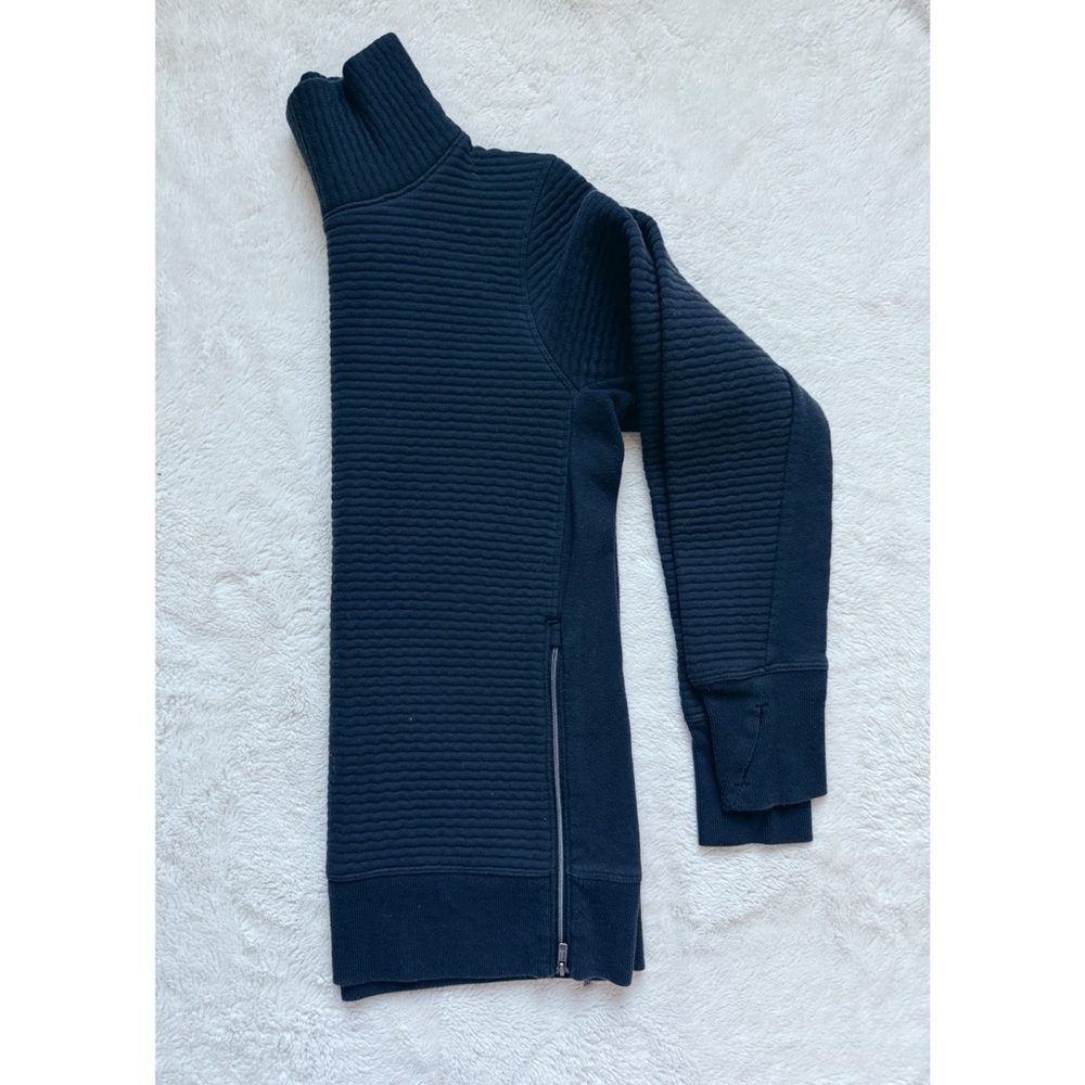 All In Motion | Quilted Turtleneck Crew
